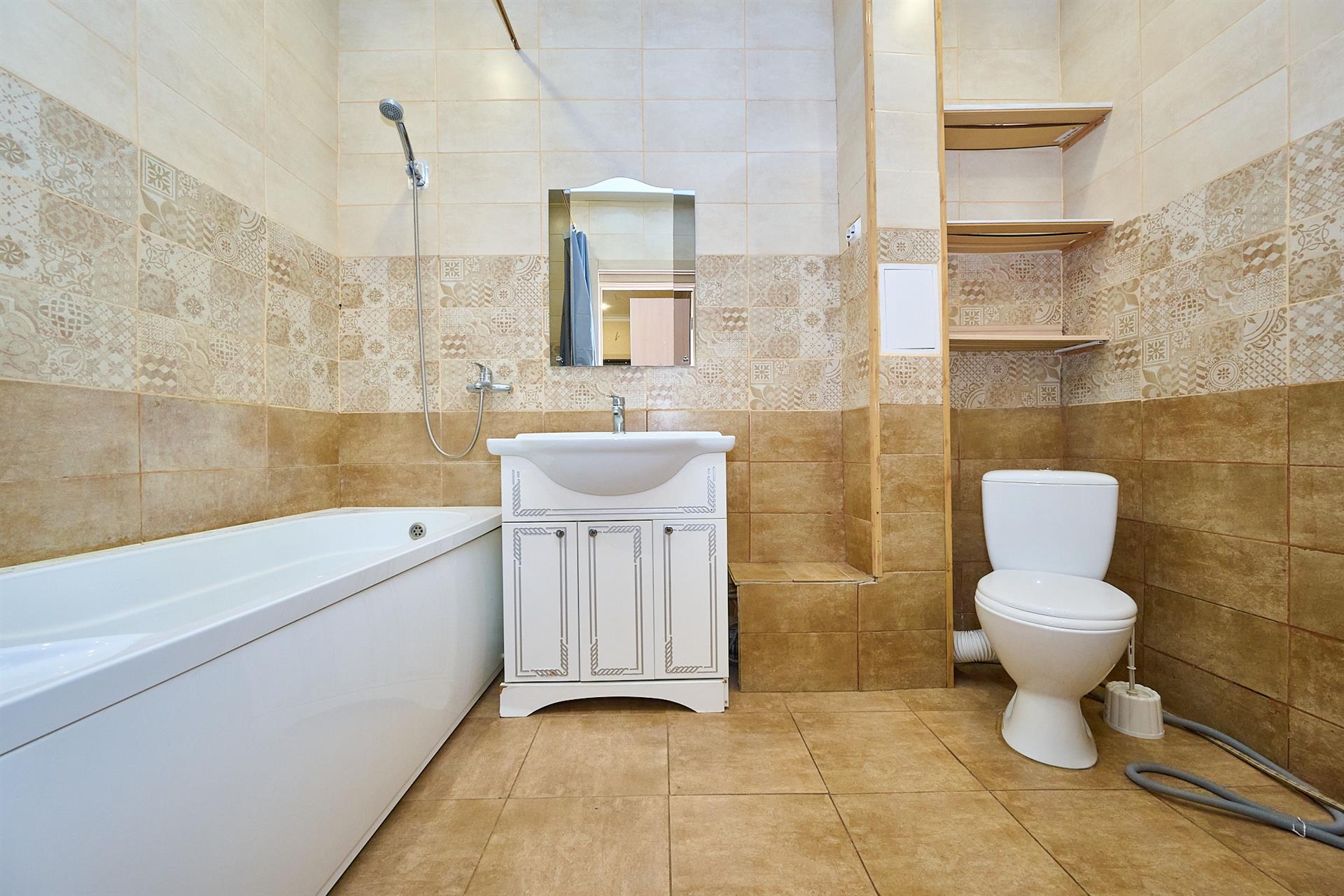 Фото №9: 2-комнатная квартира 57 м² - Краснодар, Прикубанский внутригородской округ, Завод Измерительных Приборов, мкр. жилой комплекс Москва, ул. Российская, 79/3к1