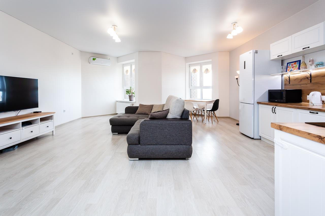 Фото №3: 3-комнатная квартира 103 м² - Краснодар, Пашковский, Карасунский внутригородской округ, мкр. жилой комплекс Империал, ул. Леонида Лаврова, 8к1ск1