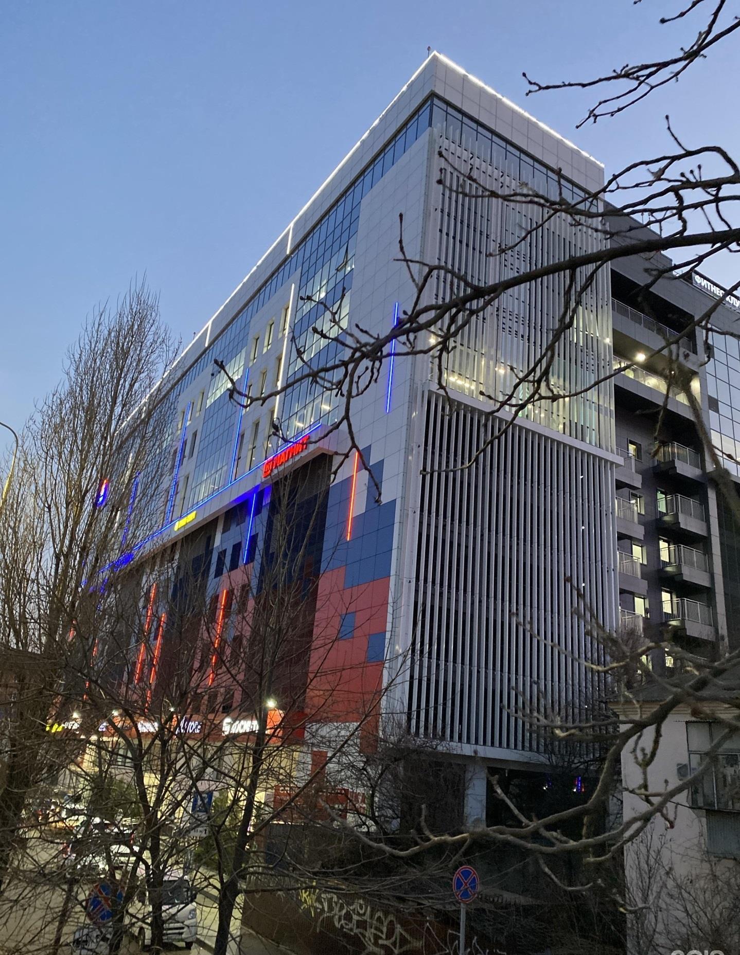 Фото №8: Гараж - Краснодар, Центральный внутригородской округ, Центральный, мкр. ЖК На Садовой, ул. Садовая, 159с1