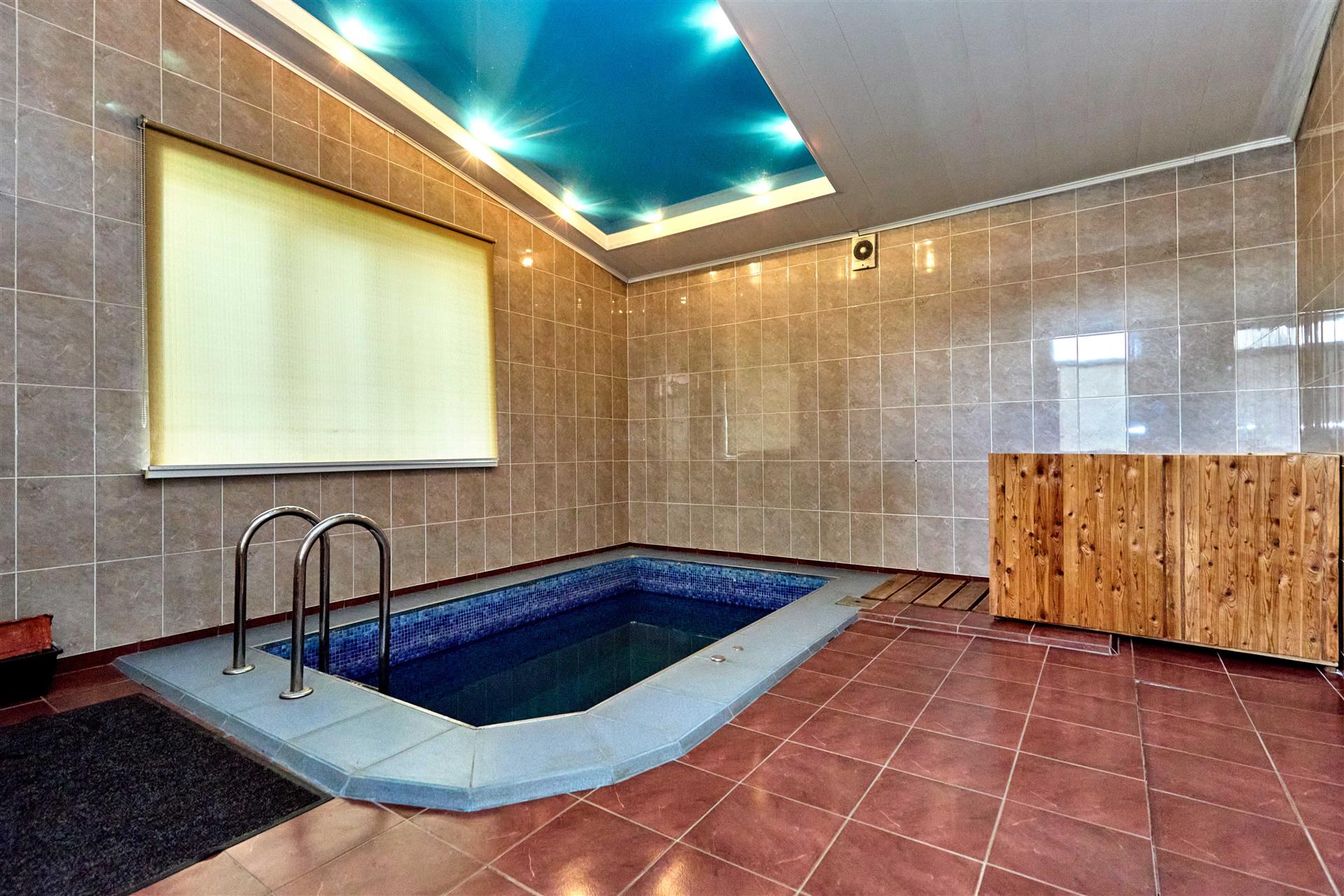 Фото №9: Дом 551 м² + 16 сот. - Краснодар, Прикубанский внутригородской округ, мкр. Музыкальный, ул. Агрохимическая