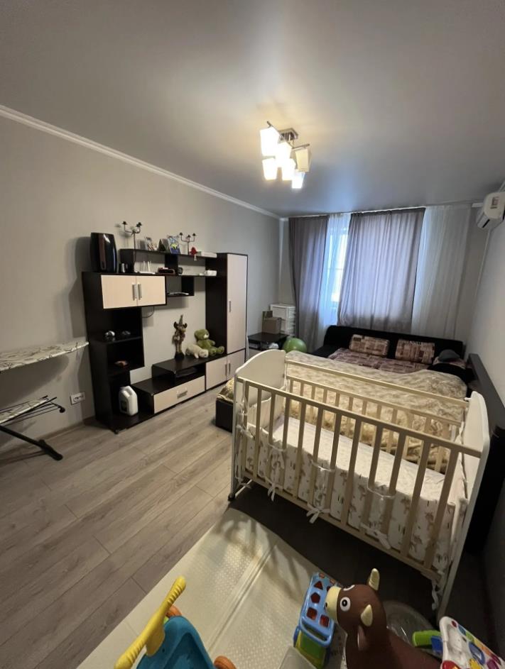 Фото №1: 1-комнатная квартира 45 м² - Краснодар, Школьный, Прикубанский внутригородской округ, мкр. Круглик, ул. Школьная, 13/9