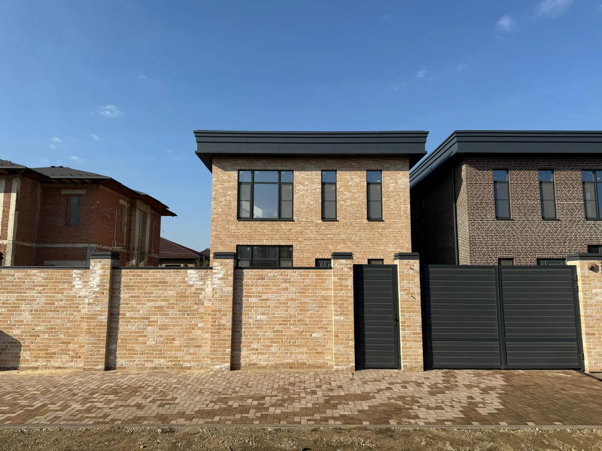 Фото №2: Дом 250 м² + 4 сот. - Краснодар, Прикубанский внутригородской округ, мкр. КП Близкий, ул. Даниила Смоляна