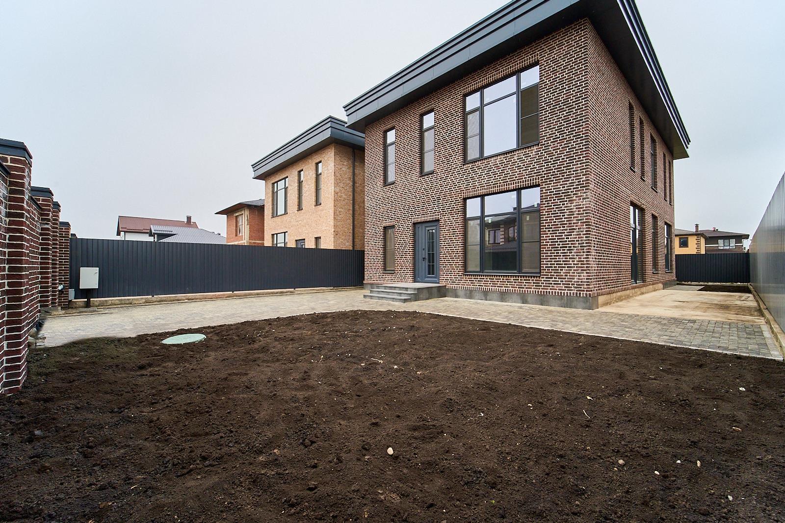 Фото №1: Дом 250 м² + 4 сот. - Краснодар, Прикубанский внутригородской округ, мкр. КП Близкий, ул. Даниила Смоляна