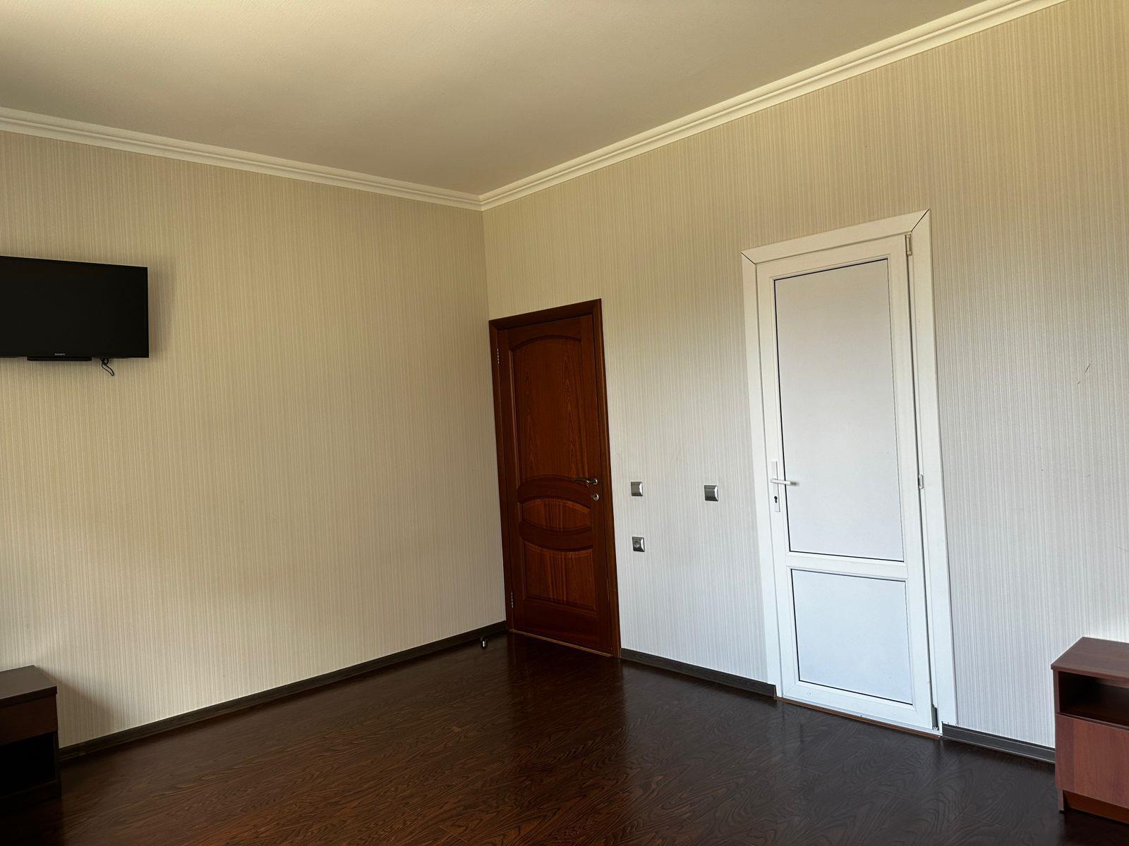 Фото №10: Дом 470 м² + 3.29 сот. - Краснодар, Центральный внутригородской округ, мкр. Дубинка, ул. Черноморская, 47