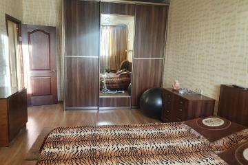 Фото №1: 2-комнатная квартира 64 м² - Краснодар, мкр. 40 лет Победы, ул. имени 40-летия Победы, 154