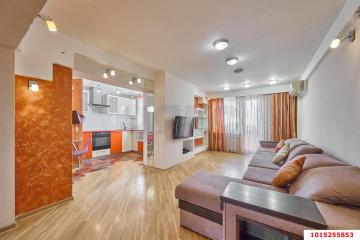 Фото №1: 3-комнатная квартира 82 м² - Краснодар, мкр. Юбилейный, б-р Платановый, 2