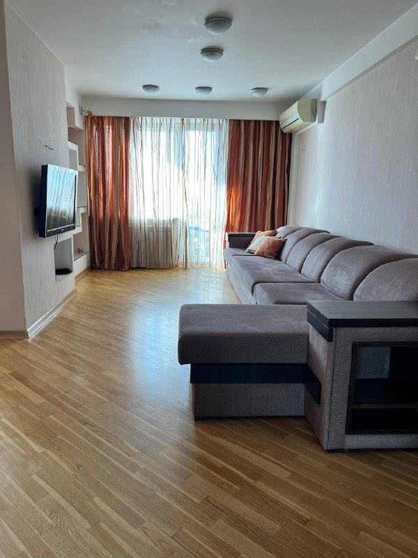 Фото №10: 3-комнатная квартира 82 м² - Краснодар, Западный внутригородской округ, мкр. Юбилейный, б-р Платановый, 2