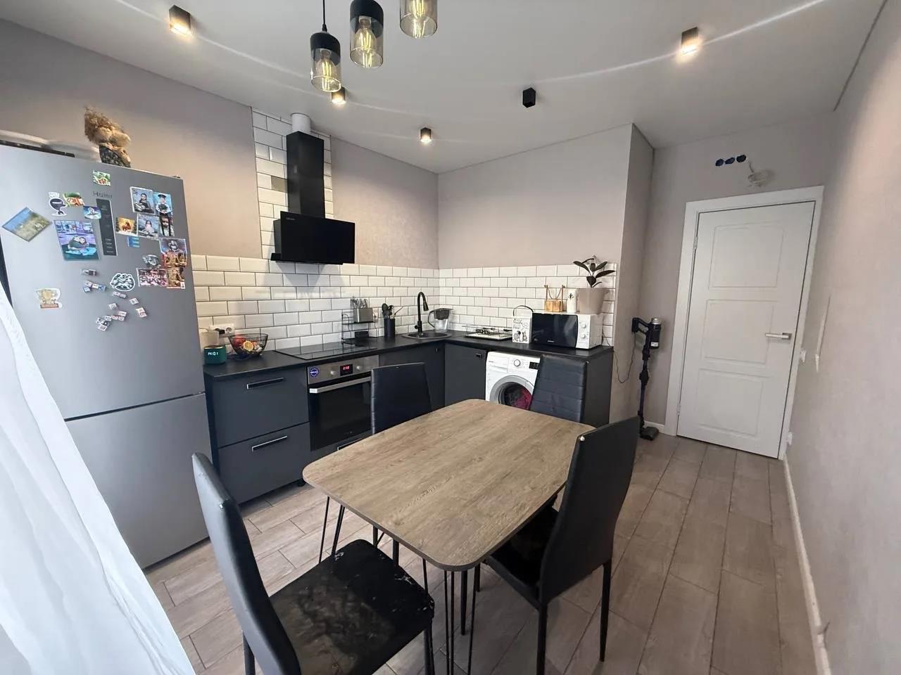 Фото №1: 2-комнатная квартира 50 м² - Краснодар, Карасунский внутригородской округ, жилой комплекс Марсель-2, ж/р Новознаменский, ул. Войсковая, 22