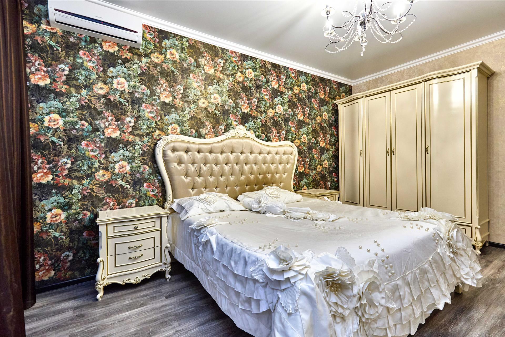 Фото №2: 3-комнатная квартира 91 м² - Краснодар, Краевая Клиническая Больница, мкр. Прикубанский внутригородской округ, ул. Домбайская, 12