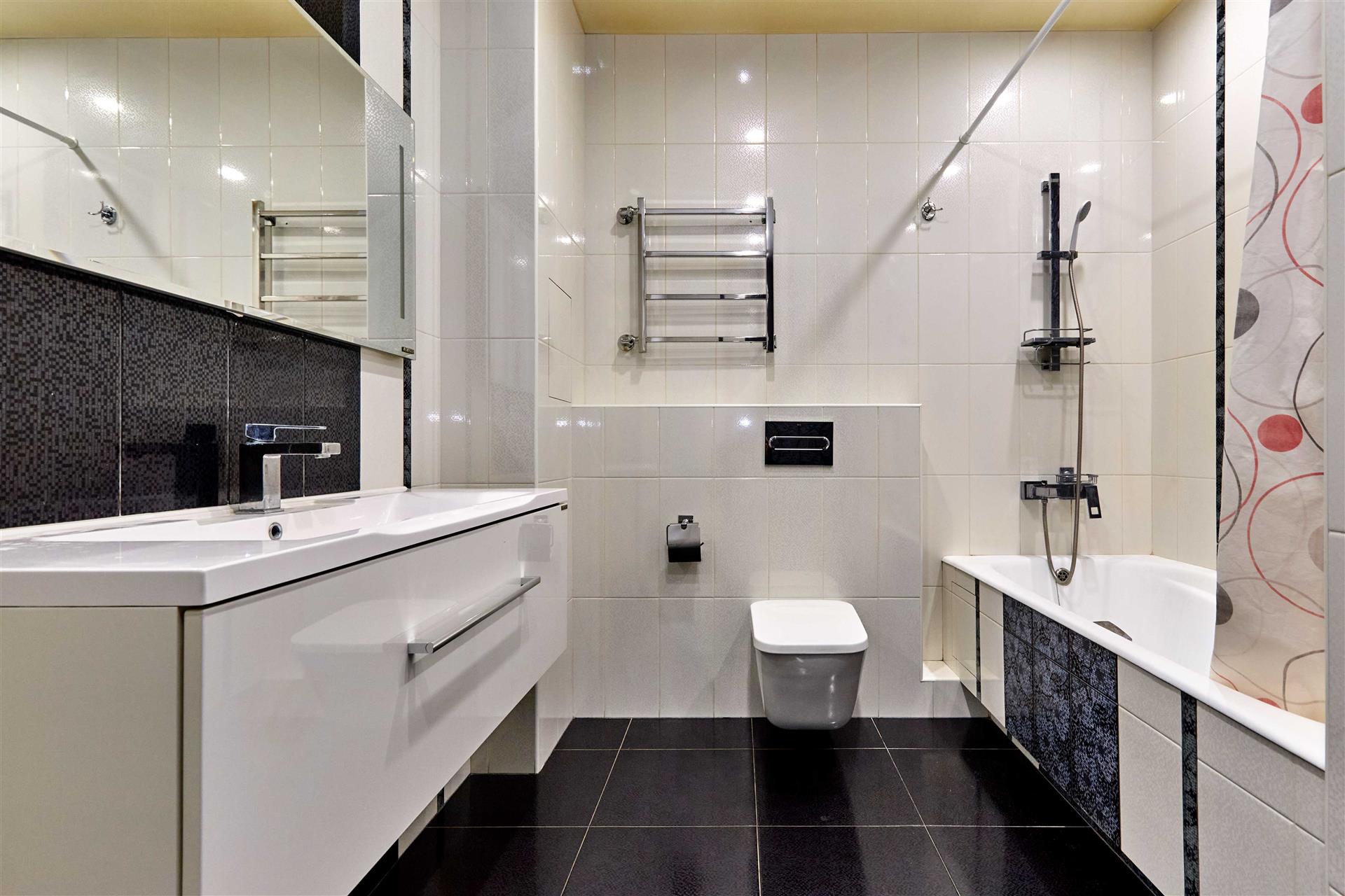 Фото №16: 3-комнатная квартира 91 м² - Краснодар, Краевая Клиническая Больница, мкр. Прикубанский внутригородской округ, ул. Домбайская, 12