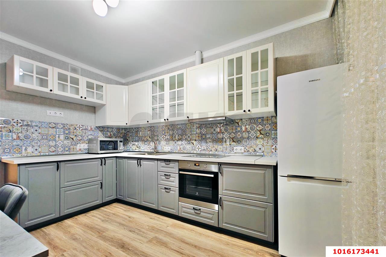 Фото №2: 1-комнатная квартира 50 м² - Краснодар, Прикубанский внутригородской округ, Фестивальный, мкр. жилой комплекс На высоте, ул. Каляева, 263/4к2