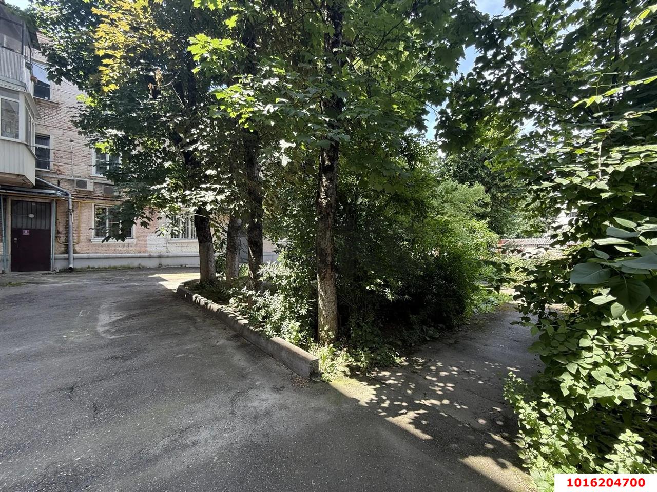 Фото №15: 3-комнатная квартира <span class="whitespace-nowrap">73 м²</span>, <span class="whitespace-nowrap">1/3 эт.</span> - Краснодар, Центральный внутригородской округ, мкр. Центральный, ул. Коммунаров, 237