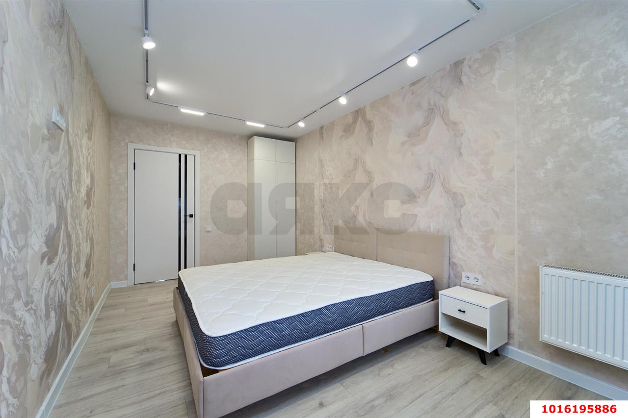 Фото №8: 3-комнатная квартира <span class="whitespace-nowrap">75 м²</span>, <span class="whitespace-nowrap">5/16 эт.</span> - Краснодар, Прикубанский внутригородской округ, мкр. Микрохирургии глаза, ул. Академика Лукьяненко, 8