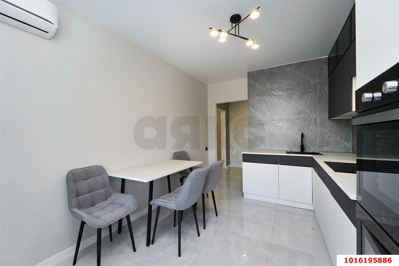 Фото №4: 3-комнатная квартира <span class="whitespace-nowrap">75 м²</span>, <span class="whitespace-nowrap">5/16 эт.</span> - Краснодар, Прикубанский внутригородской округ, мкр. Микрохирургии глаза, ул. Академика Лукьяненко, 8