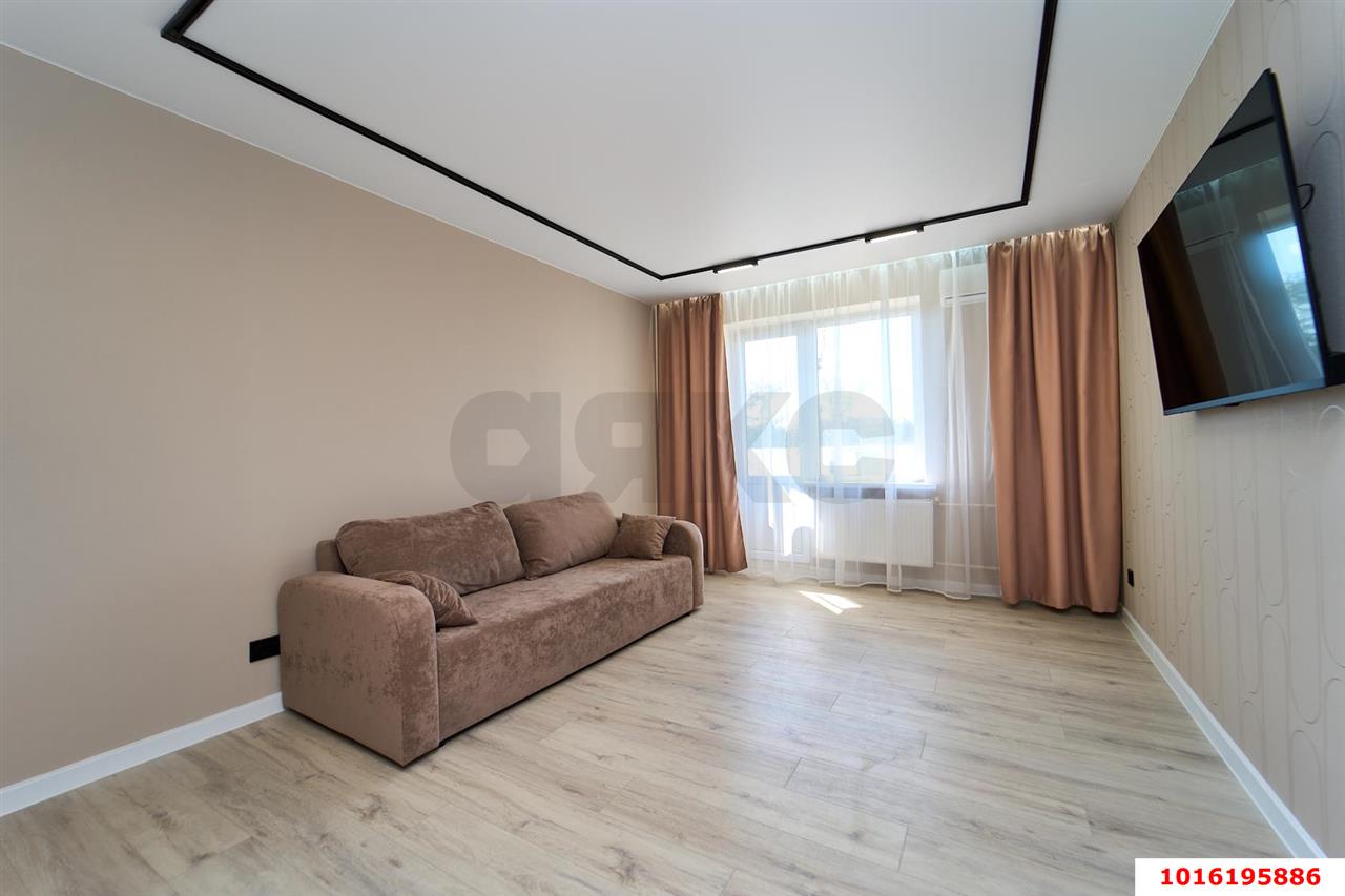 Фото №5: 3-комнатная квартира <span class="whitespace-nowrap">75 м²</span>, <span class="whitespace-nowrap">5/16 эт.</span> - Краснодар, Прикубанский внутригородской округ, мкр. Микрохирургии глаза, ул. Академика Лукьяненко, 8