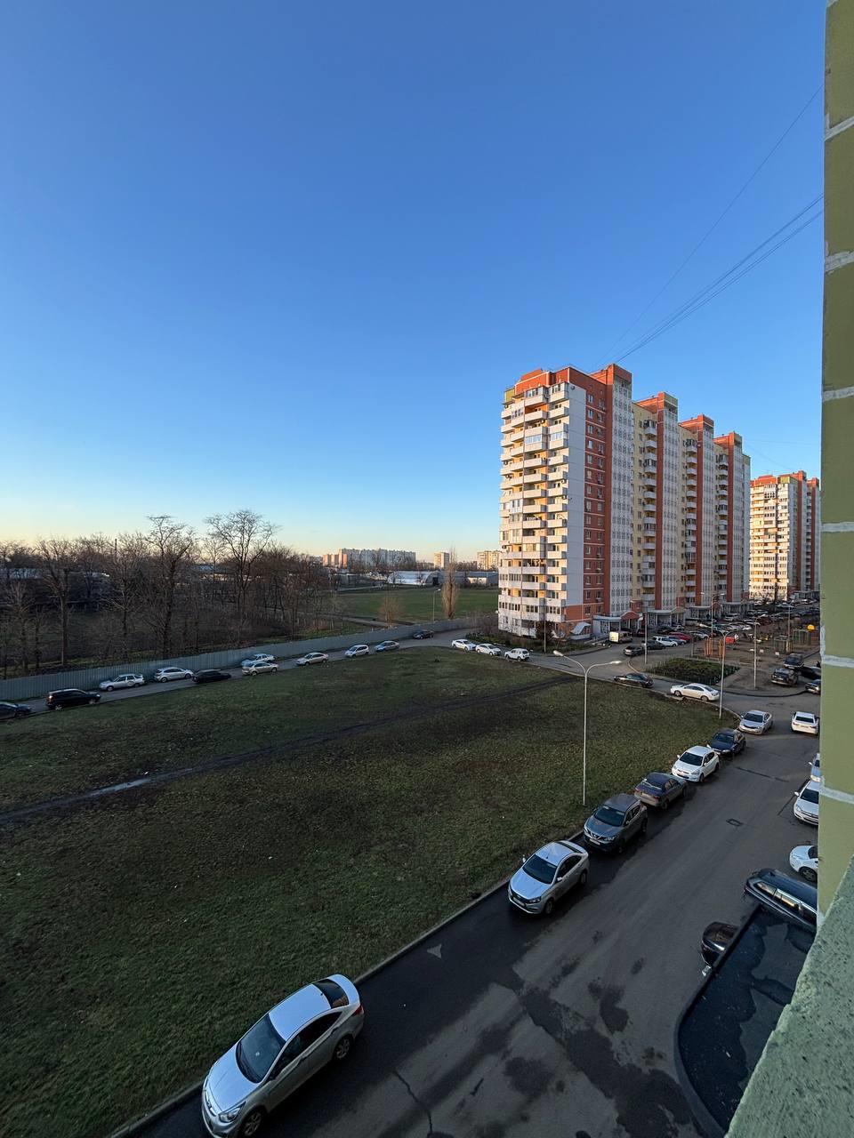 Фото №6: 3-комнатная квартира 68 м² - Краснодар, Прикубанский внутригородской округ, мкр. Микрохирургии глаза, ул. Академика Лукьяненко, 8