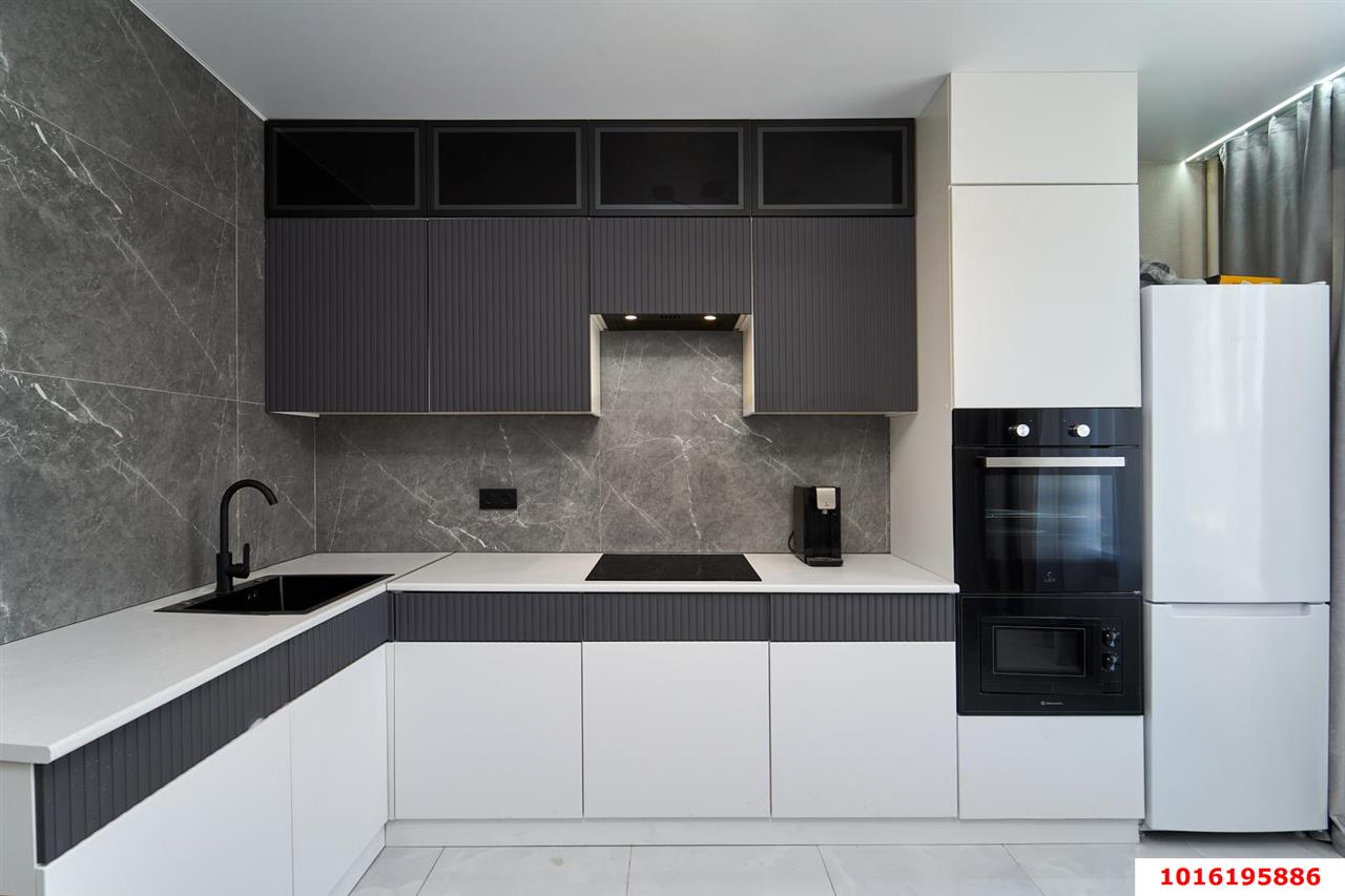 Фото №3: 3-комнатная квартира <span class="whitespace-nowrap">75 м²</span>, <span class="whitespace-nowrap">5/16 эт.</span> - Краснодар, Прикубанский внутригородской округ, мкр. Микрохирургии глаза, ул. Академика Лукьяненко, 8