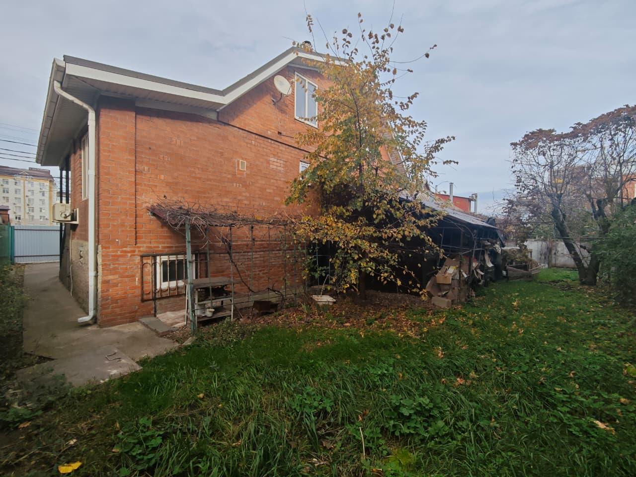 Фото №6: Дом 220 м² + 4 сот. - Краснодар, Прикубанский внутригородской округ, Калинино, мкр. Завод Радиоизмерительных Приборов, пер. Топольковый, 16