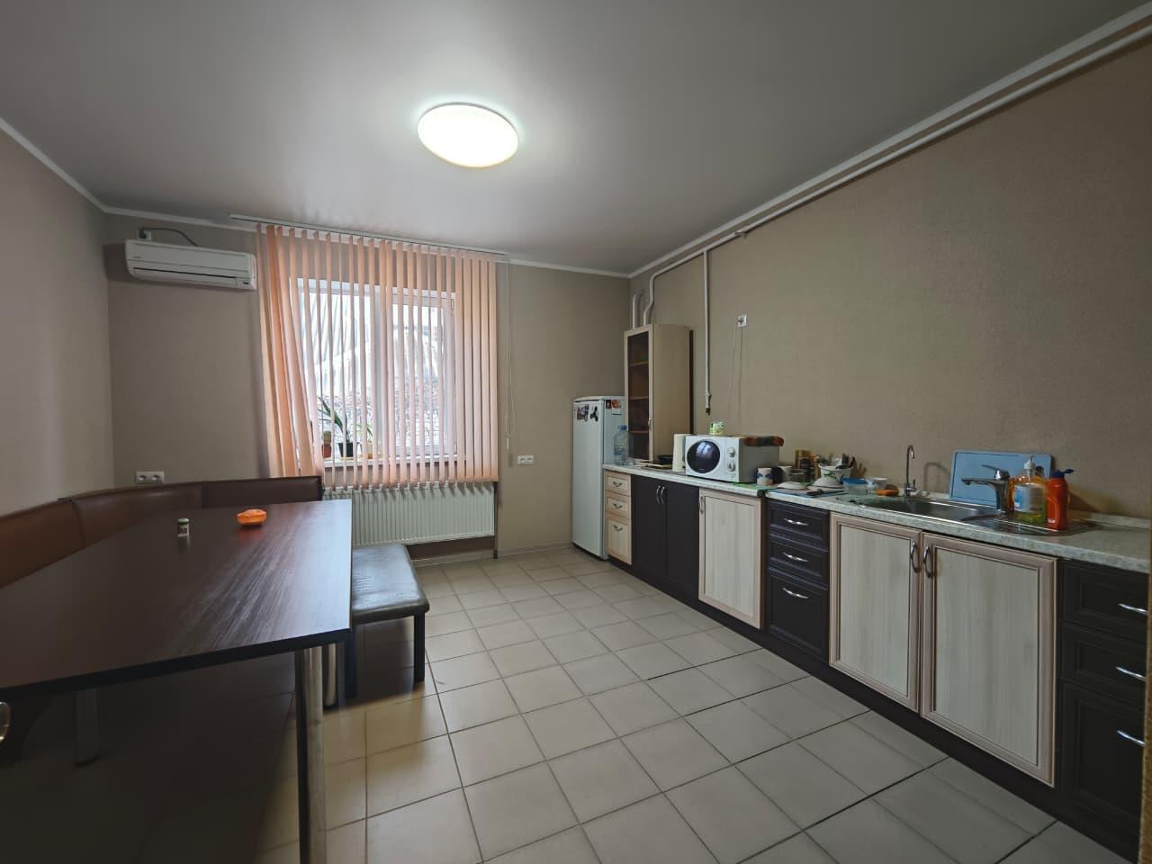 Фото №4: Дом 220 м² + 4 сот. - Краснодар, Прикубанский внутригородской округ, Калинино, мкр. Завод Радиоизмерительных Приборов, пер. Топольковый, 16