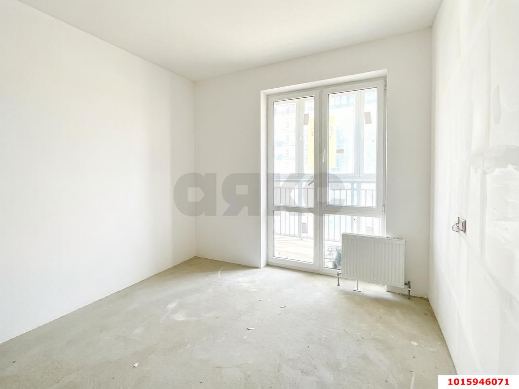 Фото №2: 1-комнатная квартира <span class="whitespace-nowrap">44 м²</span>, <span class="whitespace-nowrap">2/22 эт.</span> - Краснодар, Карасунский внутригородской округ, Хлопчато-бумажный Комбинат, мкр. жилой комплекс Аквамарин, ул. Уральская, 75к1