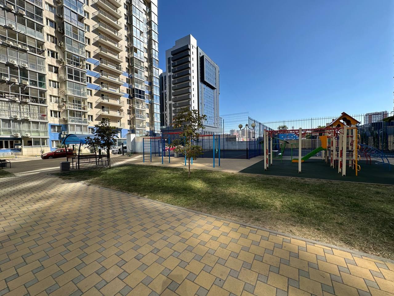 Фото №9: 1-комнатная квартира 44 м² - Краснодар, Карасунский внутригородской округ, Хлопчато-бумажный Комбинат, мкр. жилой комплекс Гранд Пэлэс, ул. Уральская, 75/1