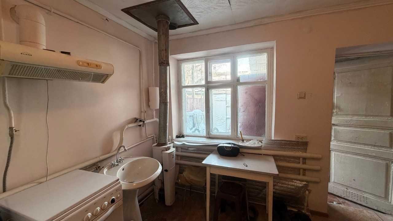 Фото №9: 3-комнатная квартира 32 м² - Краснодар, Западный внутригородской округ, мкр. Центральный, ул. Октябрьская, 141