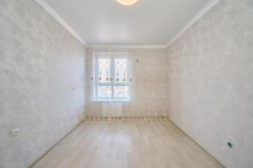 Фото №1: 1-комнатная квартира 45 м² - Краснодар, мкр. Карасунский внутригородской округ, ул. Леонида Лаврова, 4