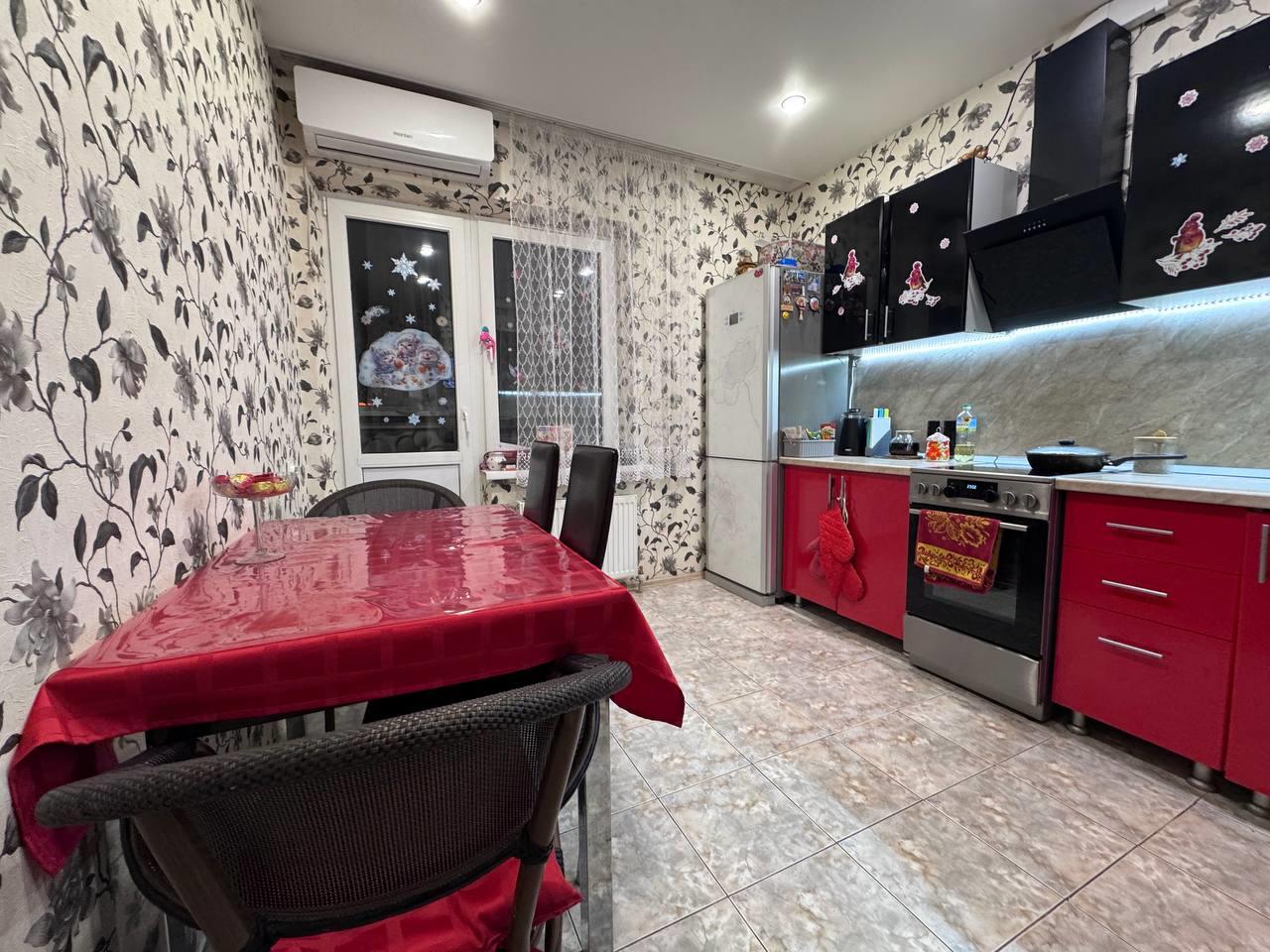 Фото №2: 3-комнатная квартира 82 м² - Краснодар, Карасунский внутригородской округ, мкр. Почтовый, ул. имени Валерия Гассия, 14