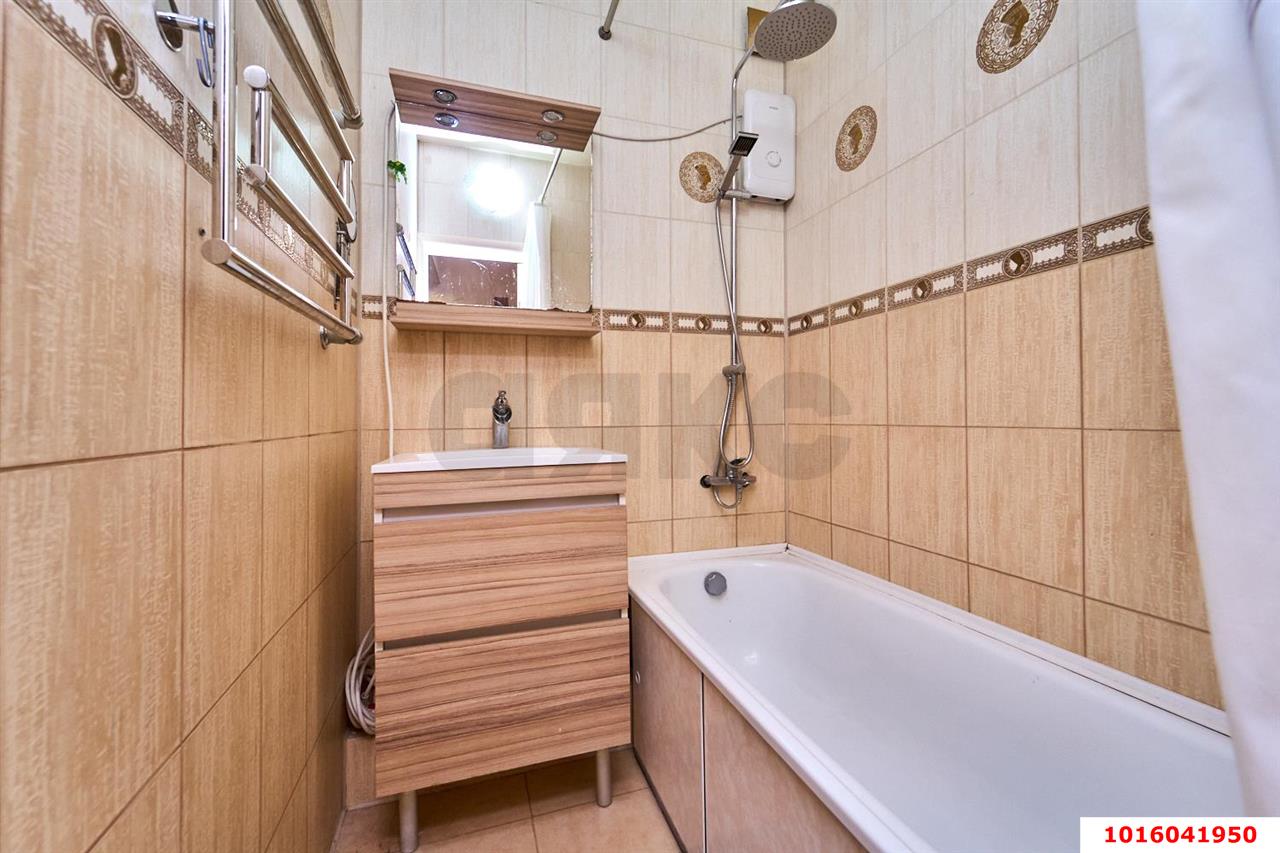 Фото №14: 2-комнатная квартира 61 м² - Краснодар, Прикубанский внутригородской округ, Завод Радиоизмерительных Приборов, мкр. Музыкальный, ул. имени С.С. Прокофьева, 29