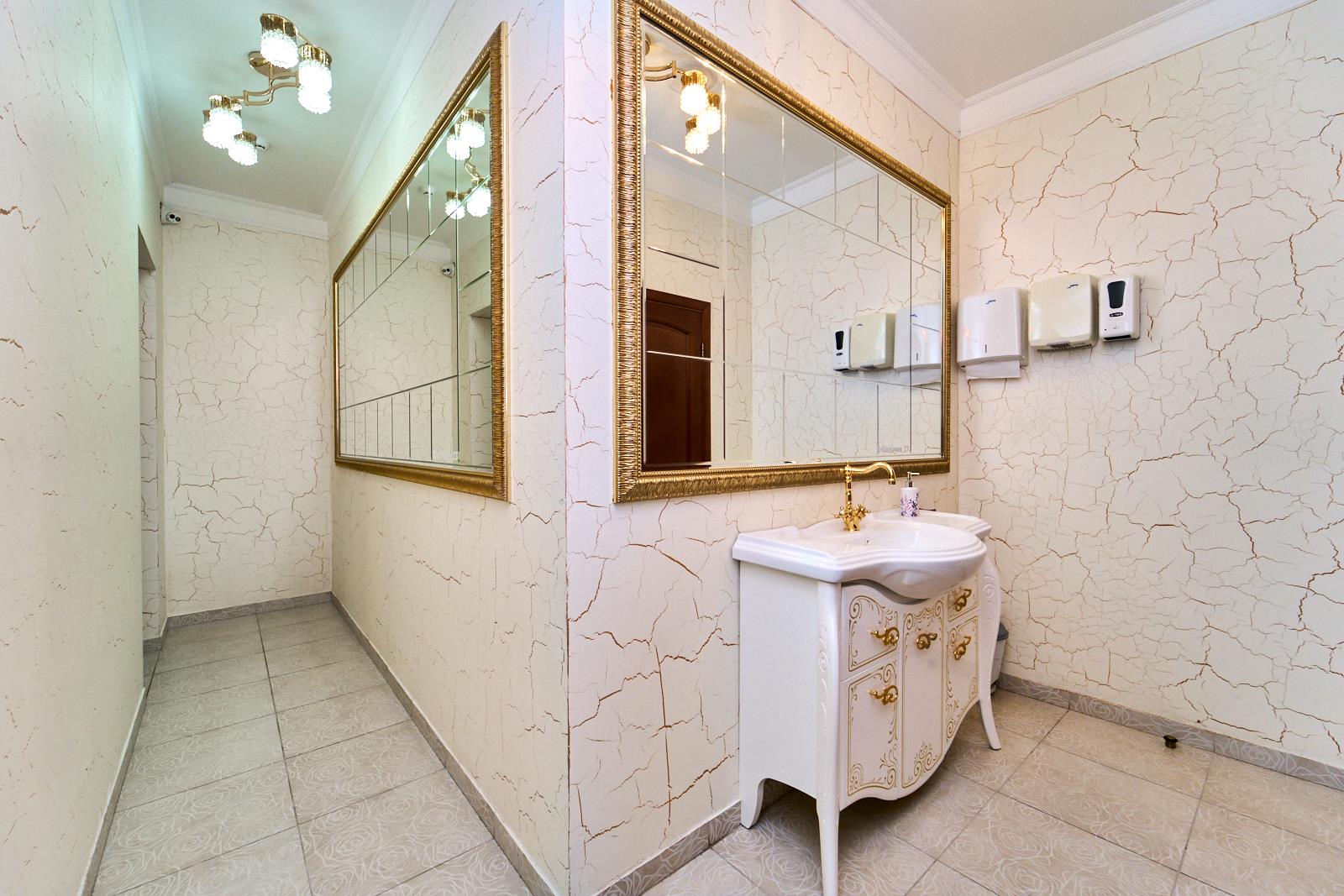 Фото №16: Коммерция 459 м² - Советский, ул. Ленина, 17Б