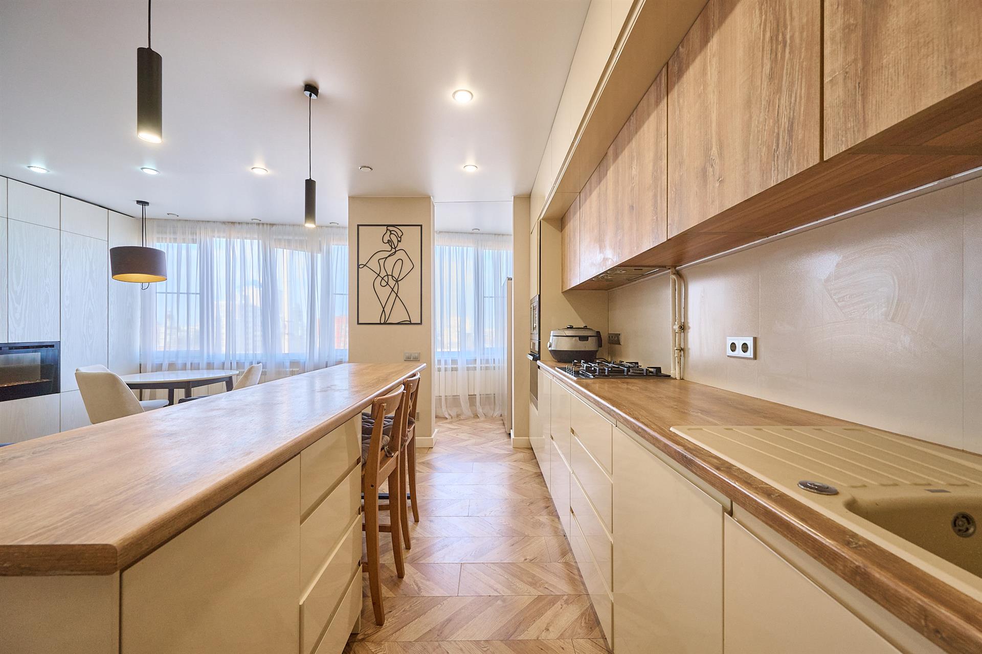 Фото №4: 3-комнатная квартира 74 м² - Краснодар, мкр. Западный внутригородской округ, ул. Красная, 145/1