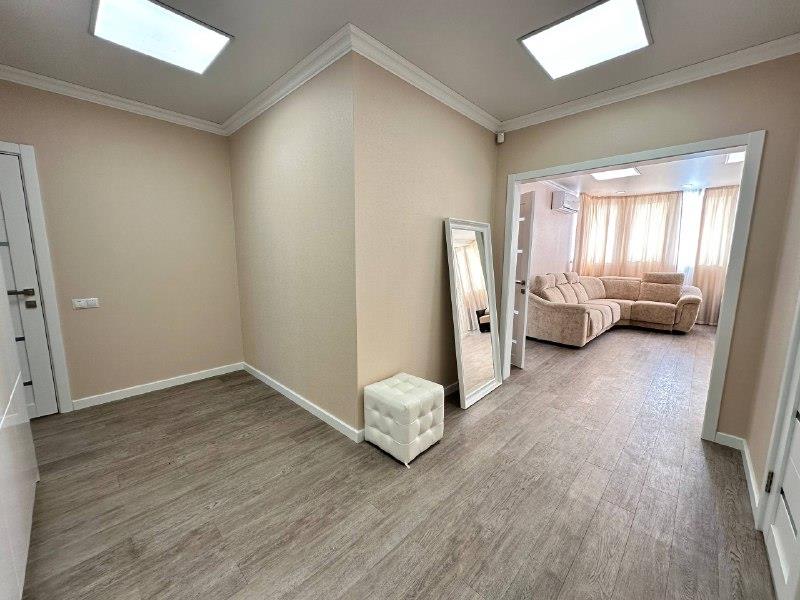 Фото №11: 3-комнатная квартира 107 м² - Краснодар, Прикубанский внутригородской округ, Школьный, Круглик, мкр. Табачная Фабрика, ул. Табачная, 1/1к1