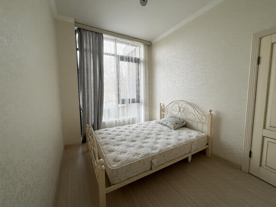 Фото №2: 1-комнатная квартира 43 м² - Краснодар, Центральный внутригородской округ, Завод Измерительных Приборов, мкр. ЖК Сказка, ул. имени 40-летия Победы, 15