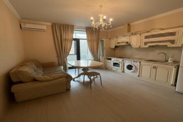 Фото №1: 1-комнатная квартира 43 м² - Краснодар, мкр. ЖК Сказка, ул. имени 40-летия Победы, 15