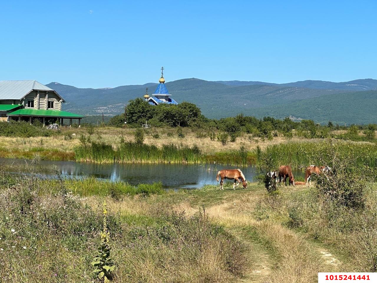 Фото №1: Дом 65 м² + 1000 сот. - Севастополь, ул. Октябрьская, 2