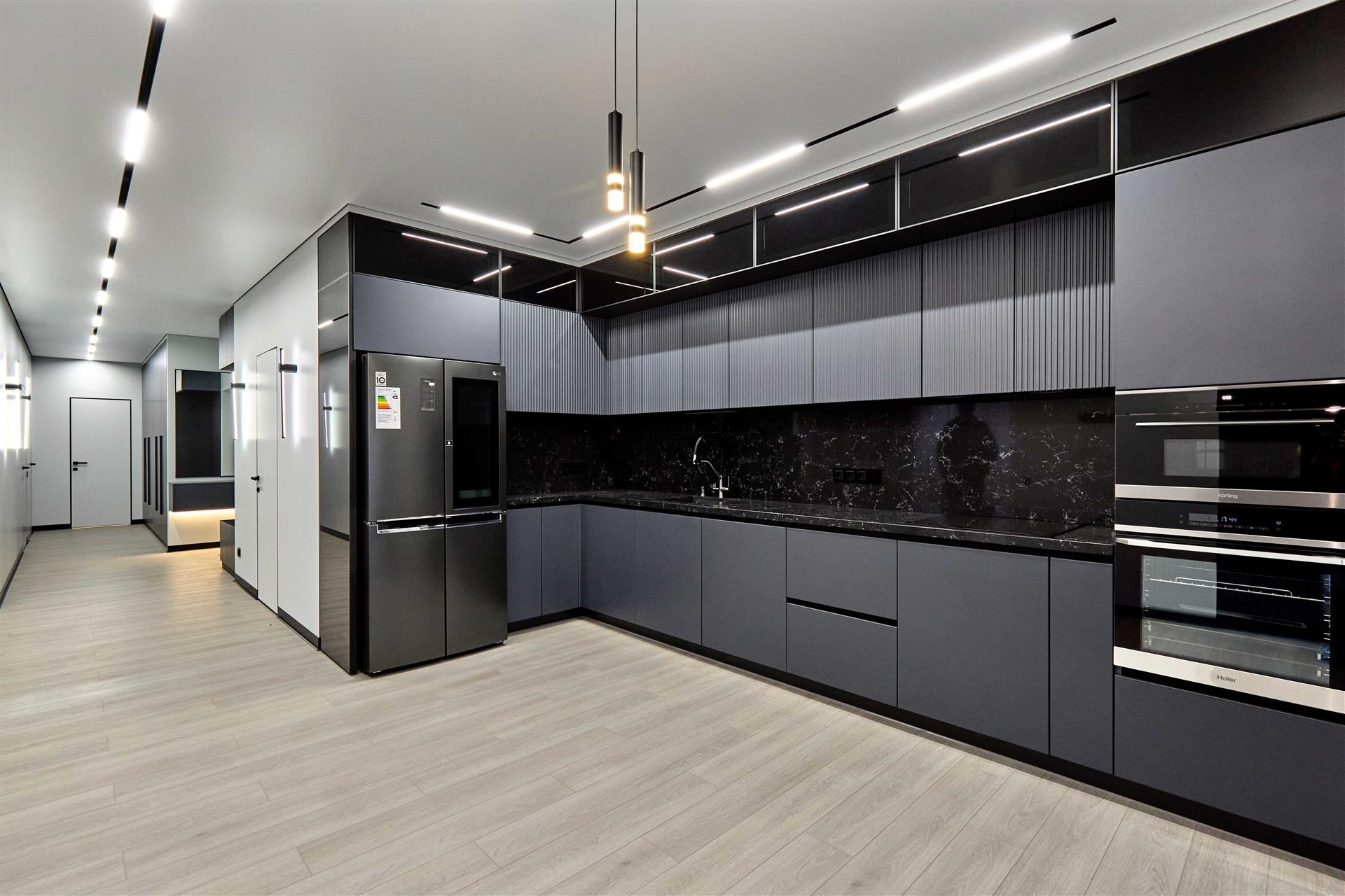 Фото №1: 3-комнатная квартира 120 м² - Краснодар, Западный внутригородской округ, мкр. Фестивальный, ул. Гаражная, 79/1