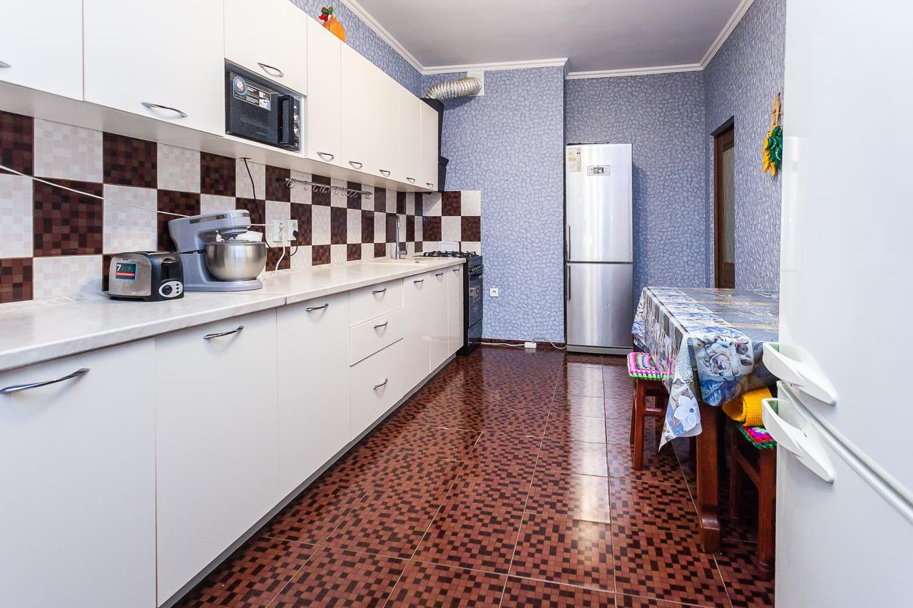 Фото №10: 4-комнатная квартира 101 м² - Энем, ул. Иркутско-Пинской Дивизии, 3/3