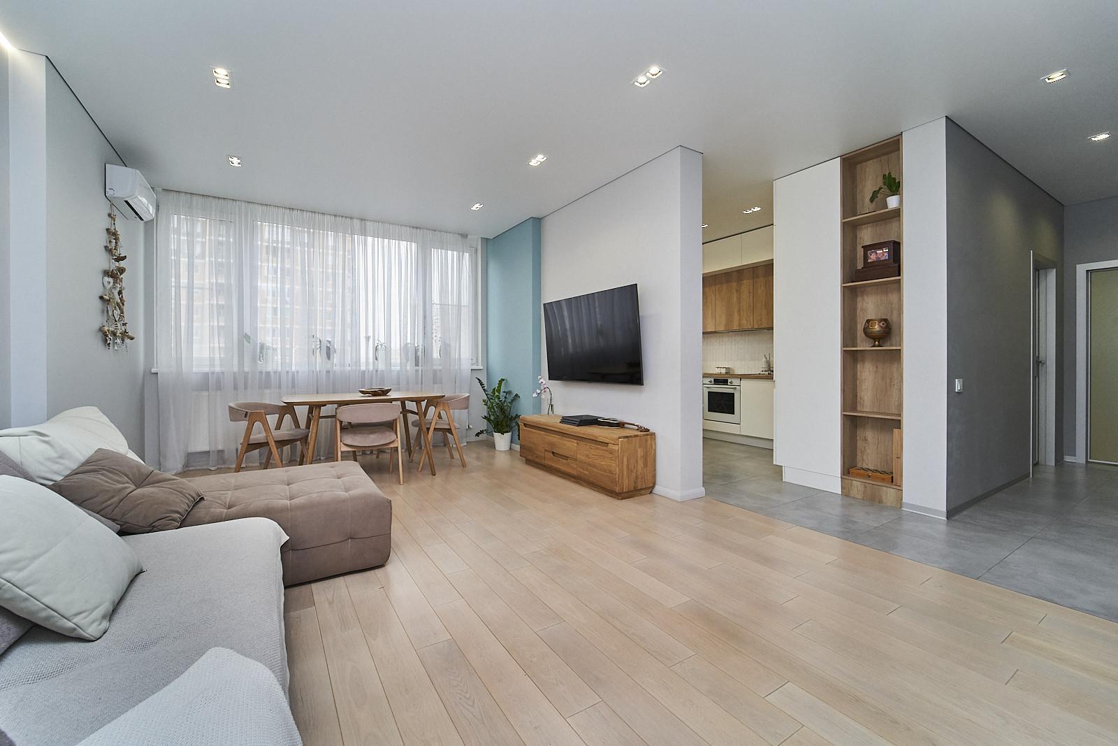 Фото №1: 3-комнатная квартира 85 м² - Краснодар, Прикубанский внутригородской округ, Фестивальный, Солнечный, мкр. жилой комплекс Екатеринодар, пр-кт Константина Образцова, 6/3