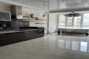 Фото №2: 2-комнатная квартира 79 м² - Краснодар, мкр. Центральный, ул. Постовая, 29