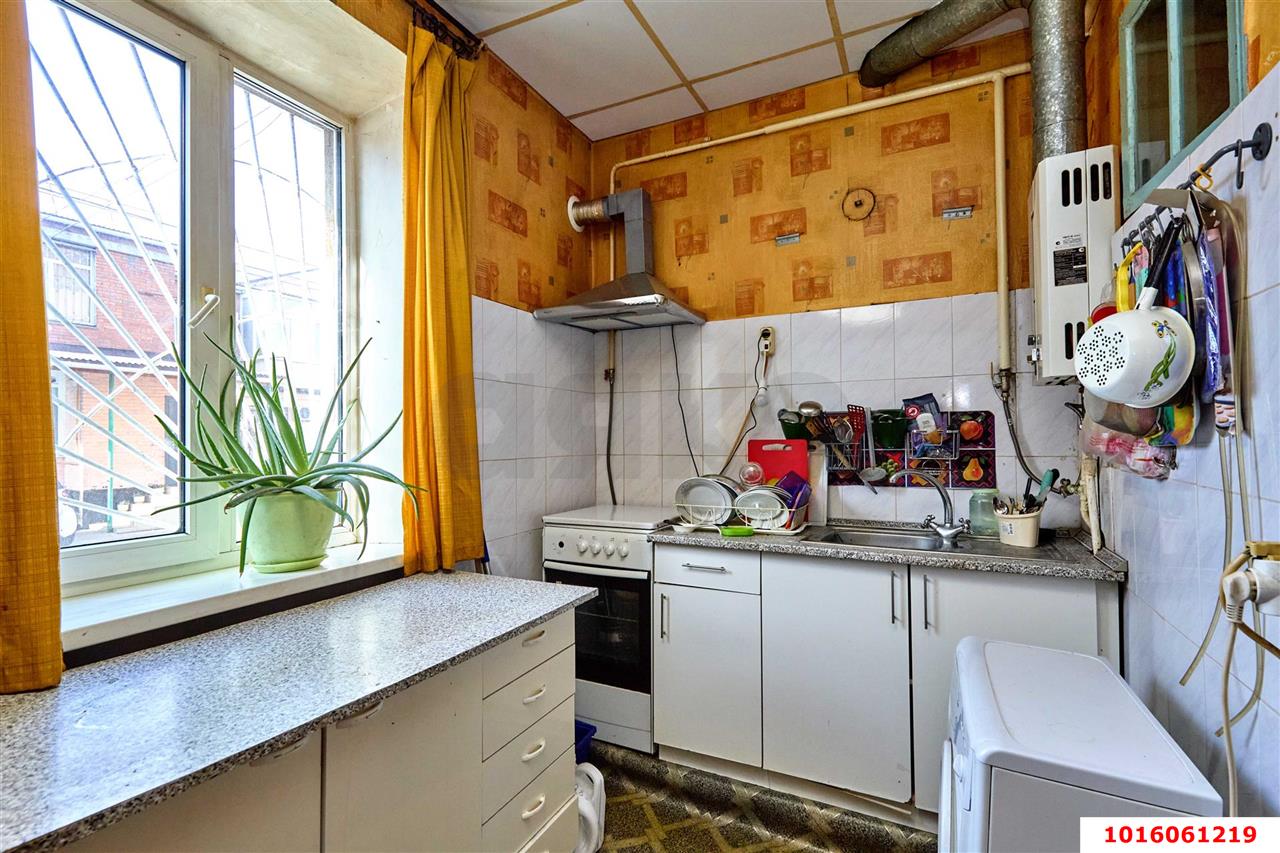 Фото №3: 2-комнатная квартира 46 м² - Краснодар, Западный внутригородской округ, Горгаз, мкр. Центральный, ул. Захарова, 25