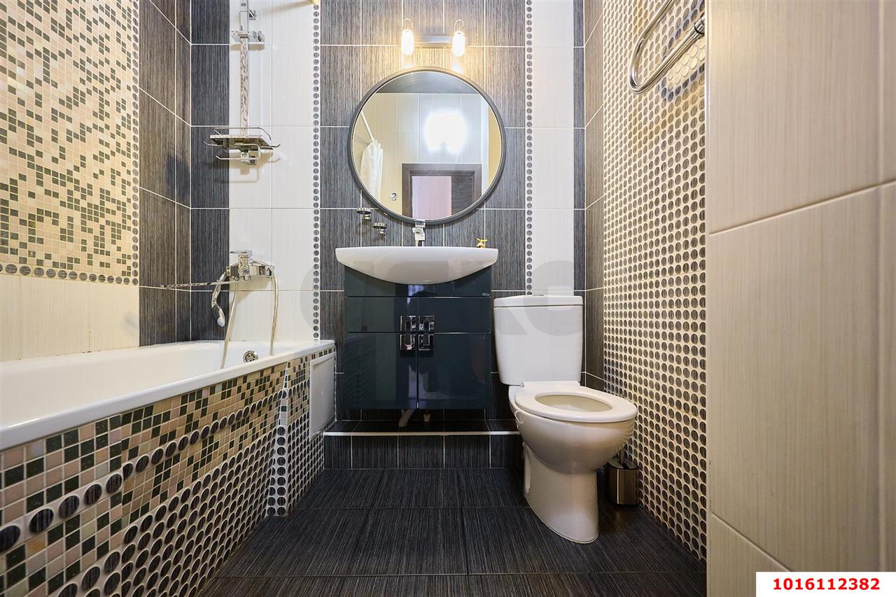 Фото №12: 2-комнатная квартира 70 м² - Краснодар, Прикубанский внутригородской округ, Солнечный, мкр. Фестивальный, ул. Яна Полуяна, 39