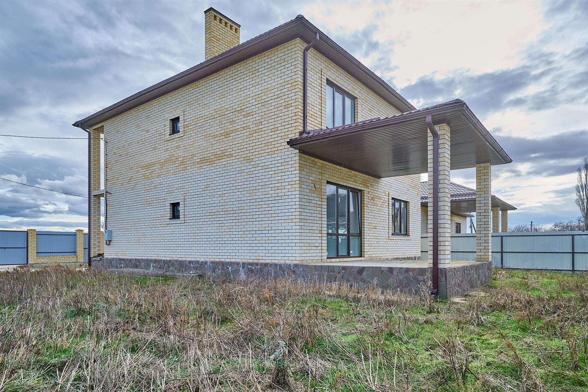 Фото №6: Дом 217 м² + 6.45 сот. - Ленина, Карасунский внутригородской округ, п. коттеджный  Зелёная Роща, ул. Ясеневая, 25