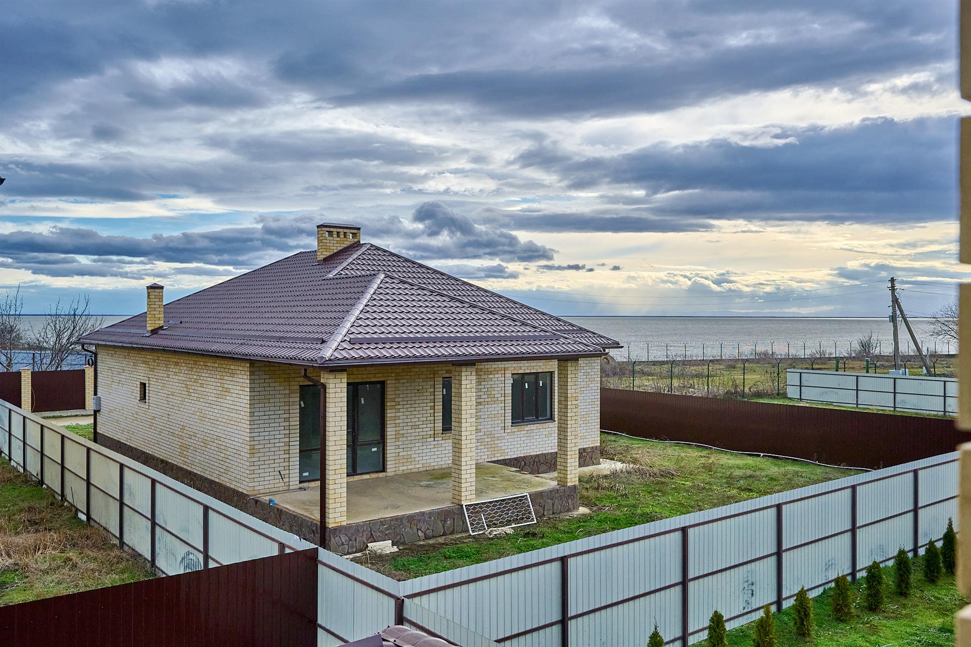 Фото №8: Дом 230 м² + 6.86 сот. - Ленина, Карасунский внутригородской округ, п. коттеджный  Зелёная Роща, ул. Ясеневая