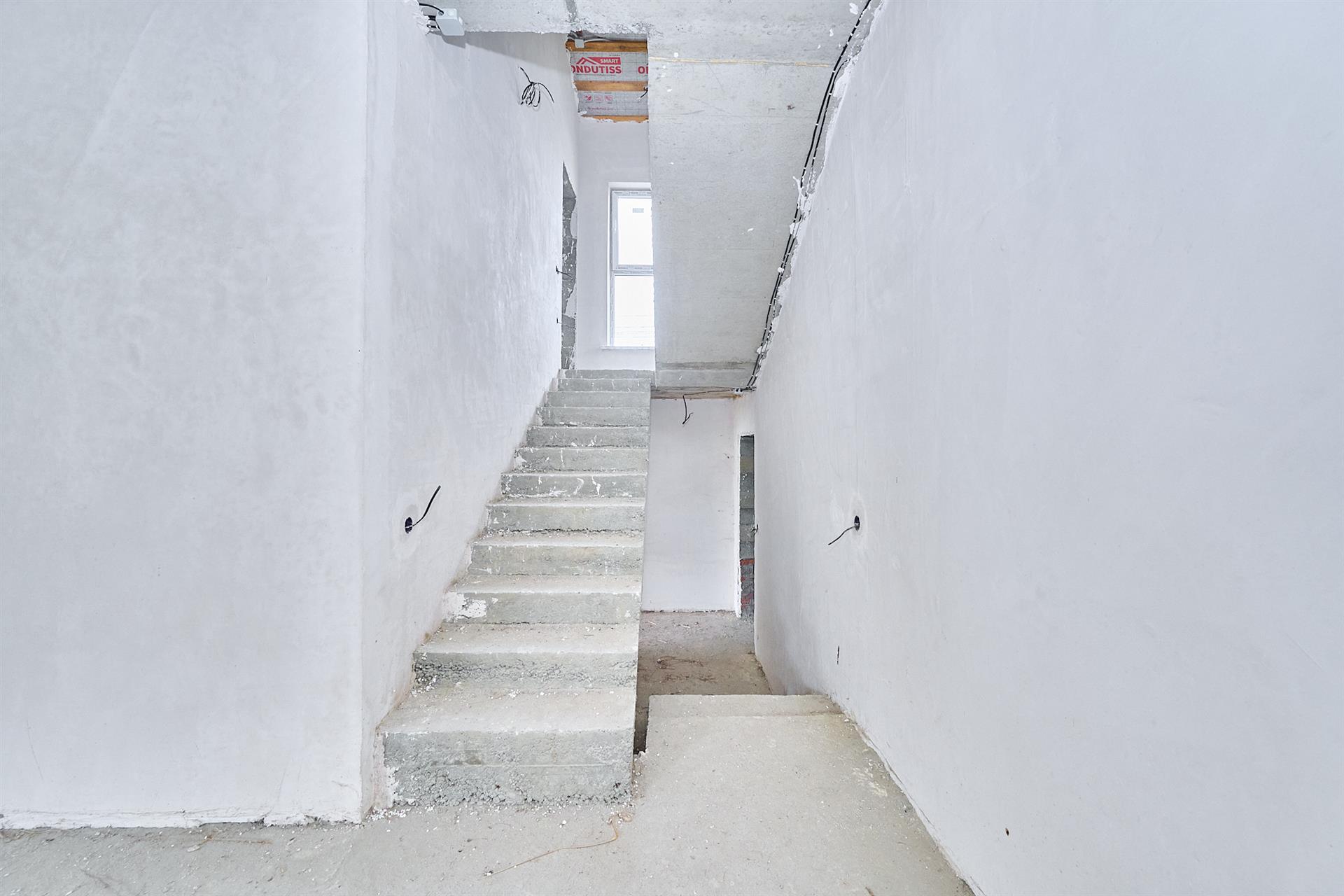 Фото №14: Дом 230 м² + 6.86 сот. - Ленина, Карасунский внутригородской округ, п. коттеджный  Зелёная Роща, ул. Ясеневая