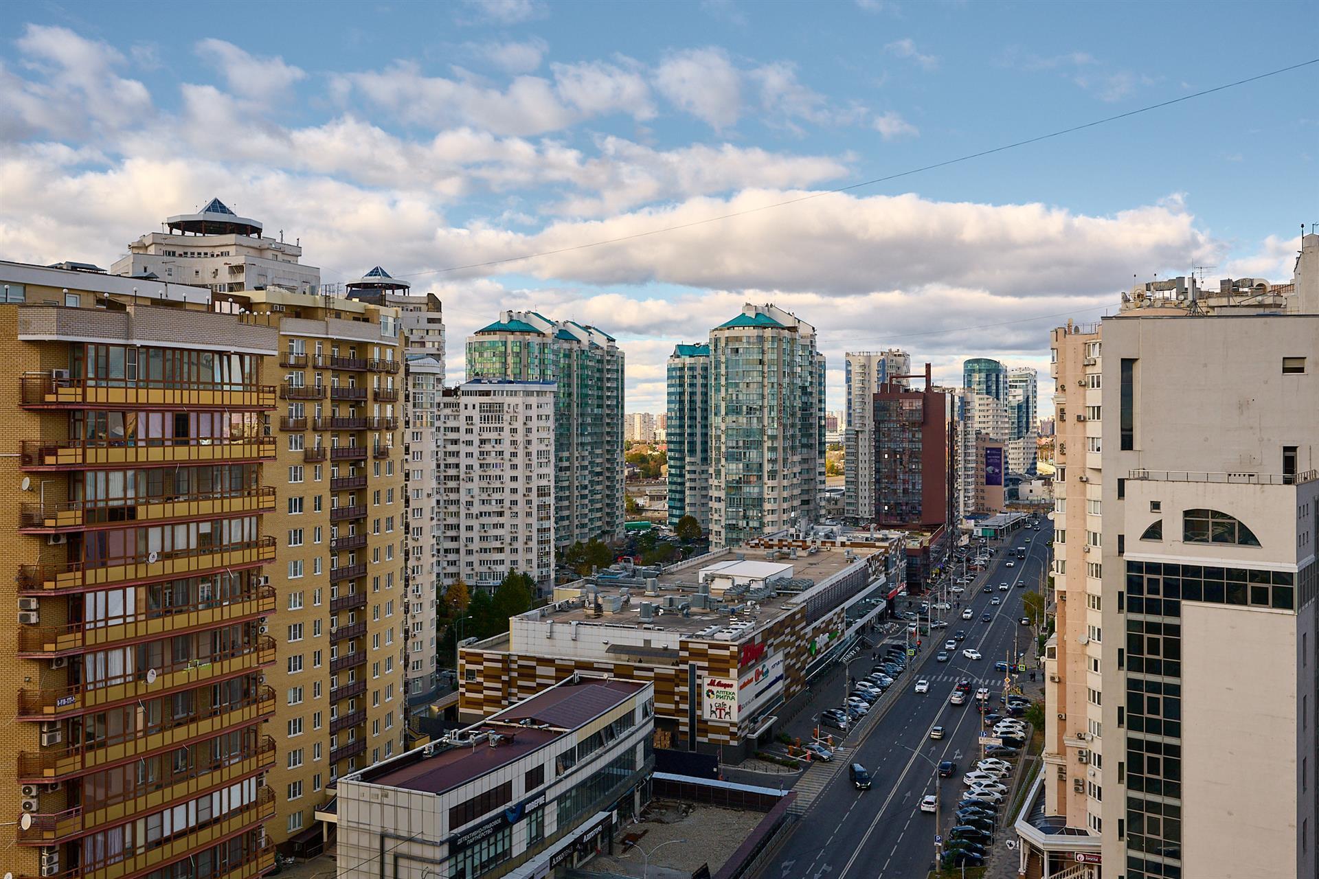 Фото №15: 2-комнатная квартира 99 м² - Краснодар, Центральный, Центральный внутригородской округ, мкр. Западный внутригородской округ, ул. Кубанская набережная, 56