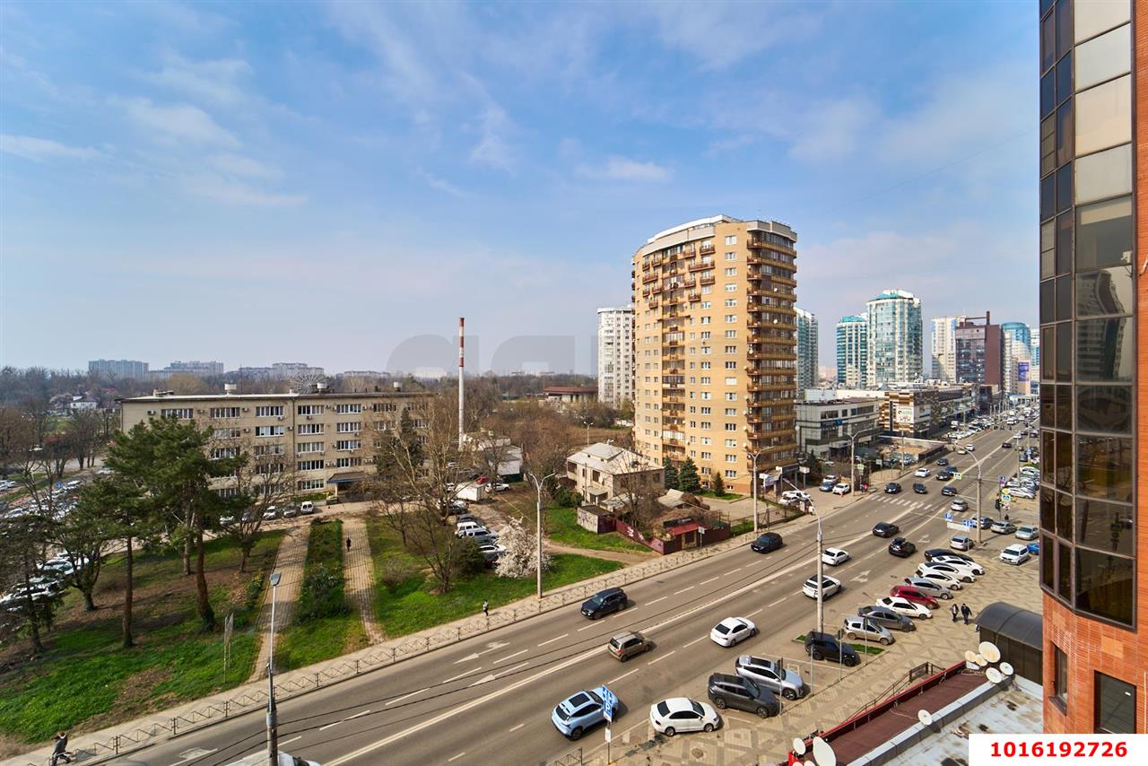 Фото №16: 2-комнатная квартира 99 м² - Краснодар, Центральный, Центральный внутригородской округ, мкр. Западный внутригородской округ, ул. Кубанская набережная, 56