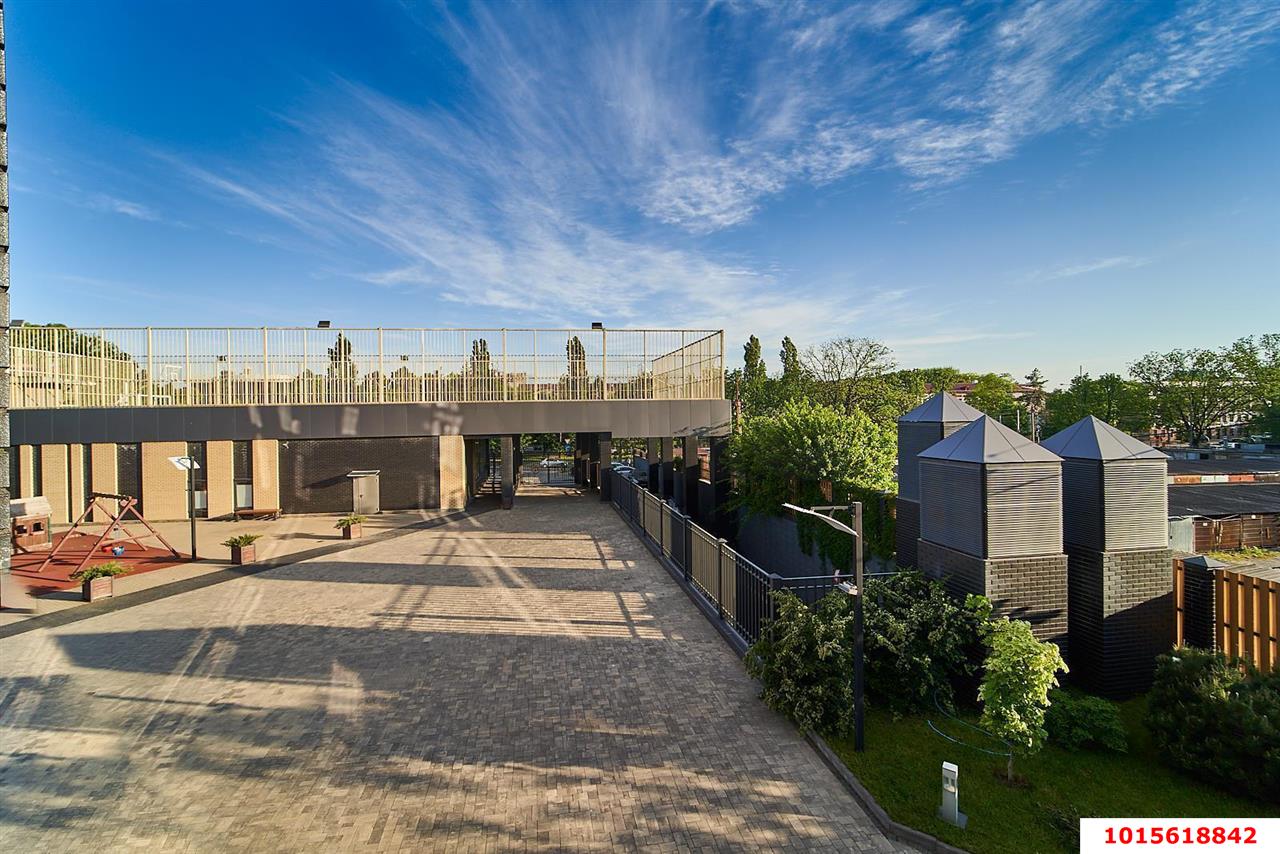 Фото №7: 2-комнатная квартира 40 м² - Краснодар, Центральный внутригородской округ, Завод Измерительных Приборов, мкр. ЖК Сказка, ул. имени 40-летия Победы, 15