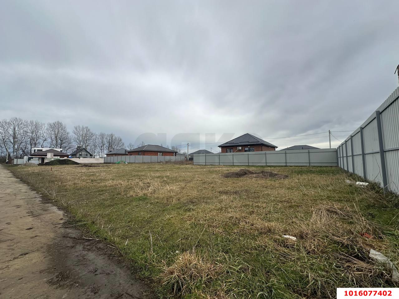 Фото №1: Земельный участок 8.6 сот. - Дружелюбный, Прикубанский внутригородской округ, коттеджный комплекс Дружный, мкр. квартал Куренной, 148