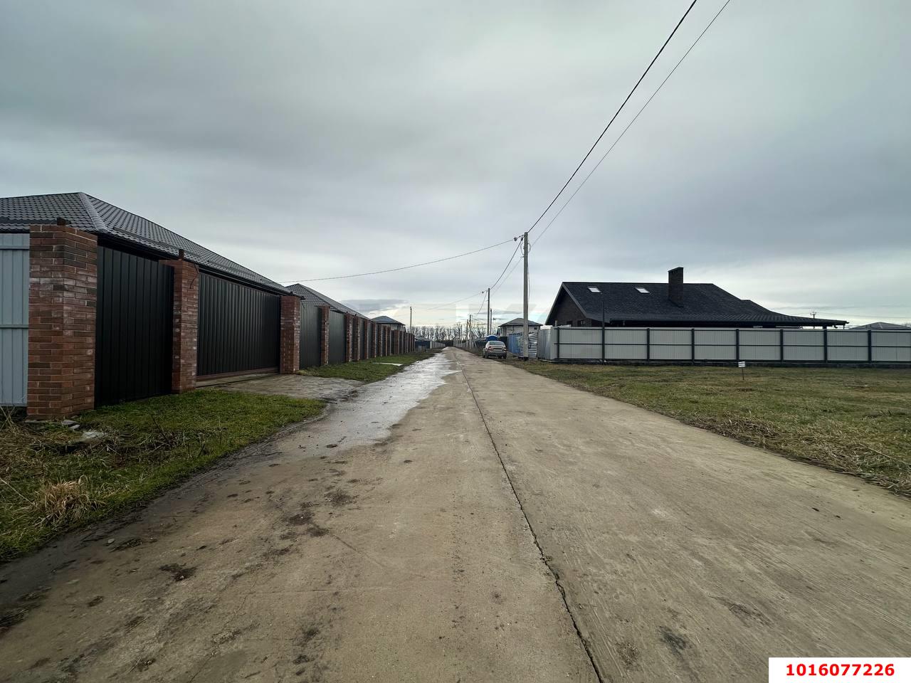 Фото №5: Земельный участок 4.26 сот. - Дружелюбный, Прикубанский внутригородской округ, коттеджный комплекс Дружный, мкр. квартал Куренной, 142