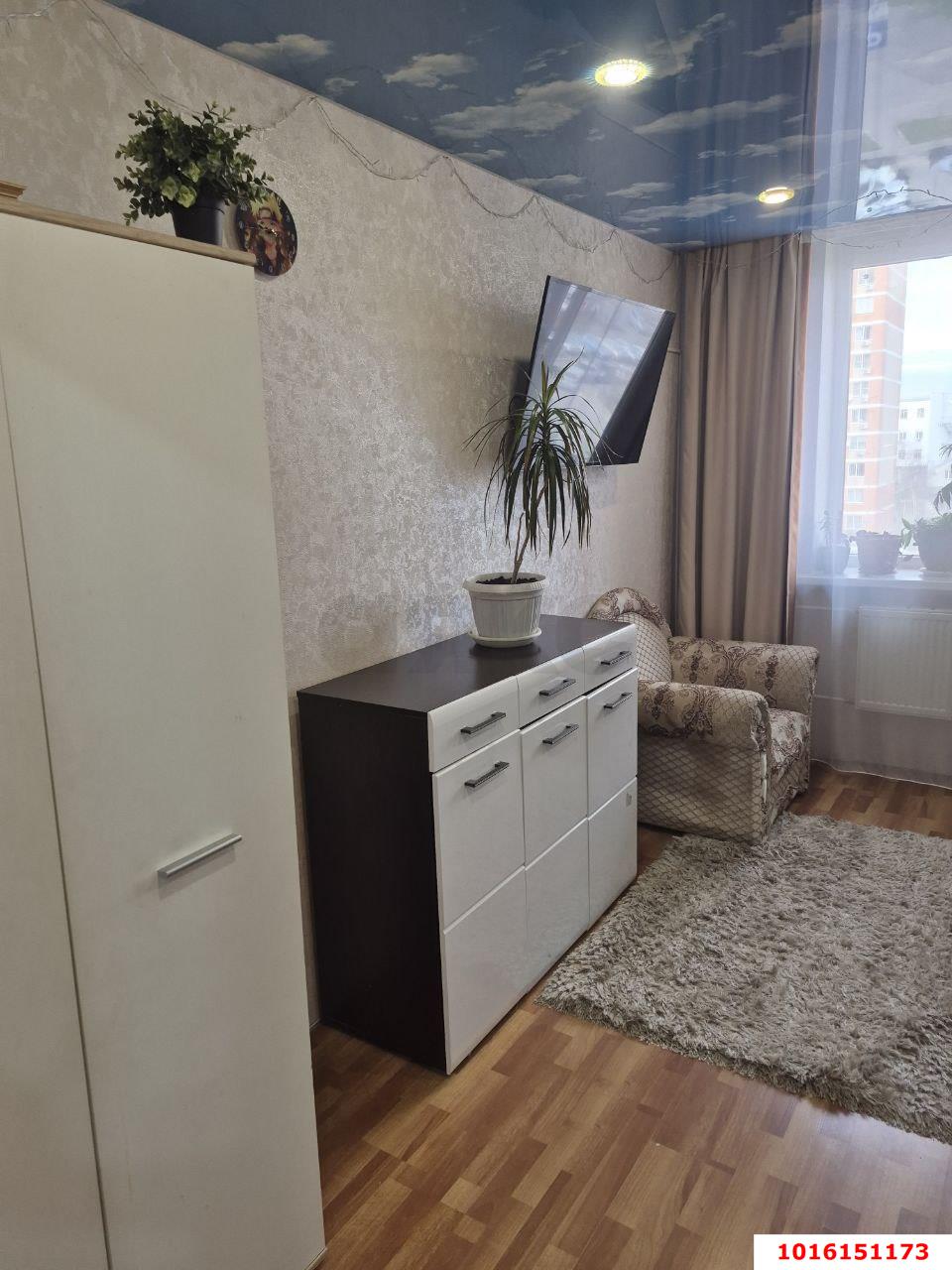 Фото №8: 3-комнатная квартира 75 м² - Краснодар, Западный внутригородской округ, Кожзавод, мкр. Военный городок № 1, ул. имени Калинина, 350/6